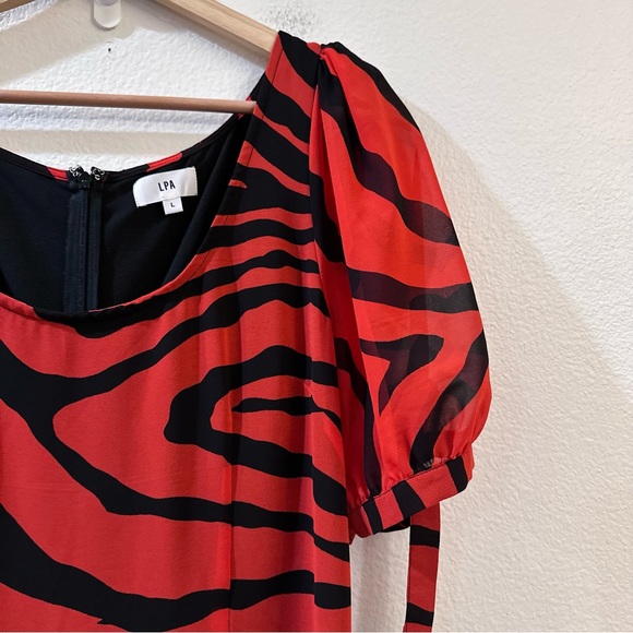 LPA Magda Dress in Zebra Print Red Black Size Large - Picture 8 of 13